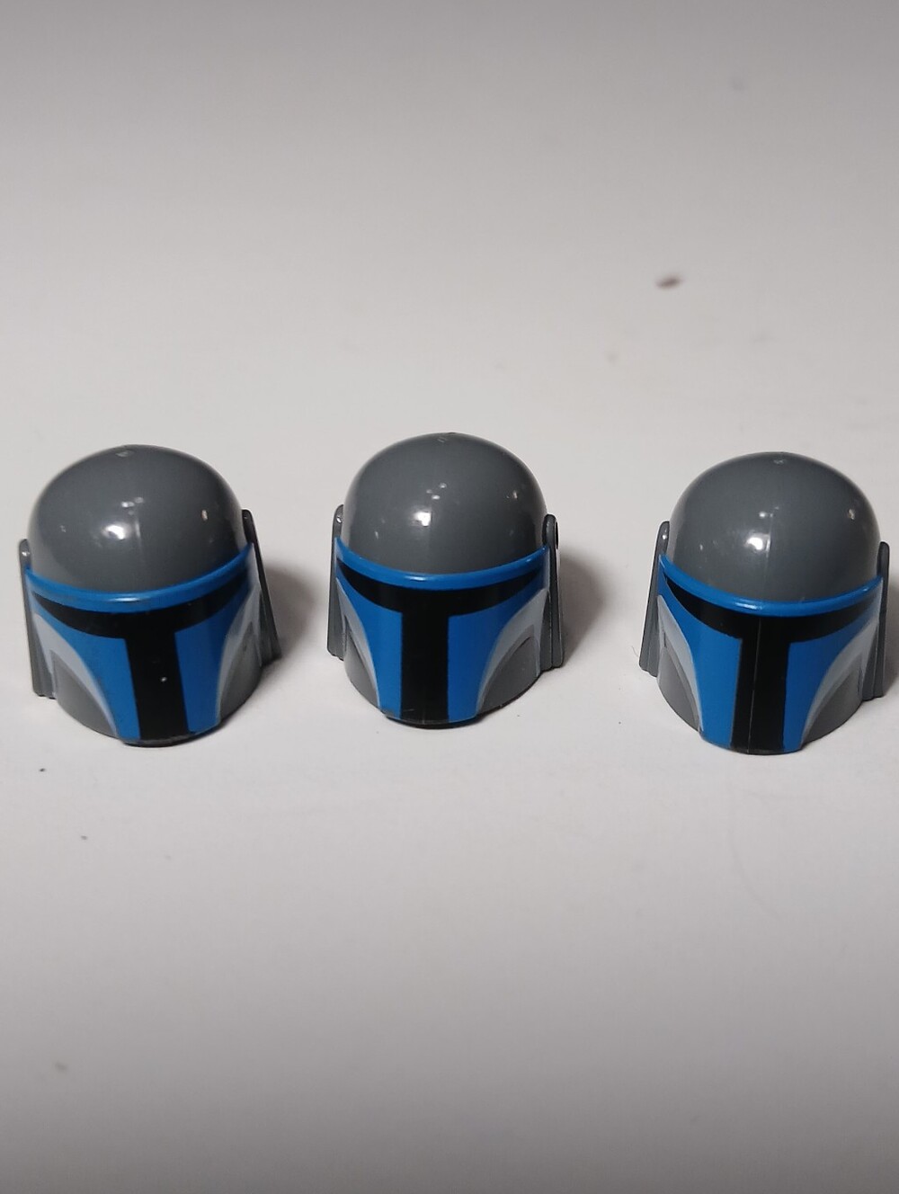 LEGO Star Wars Lot 3 Minifigure Helmet Mandalorian w/ Blue and White Pattern